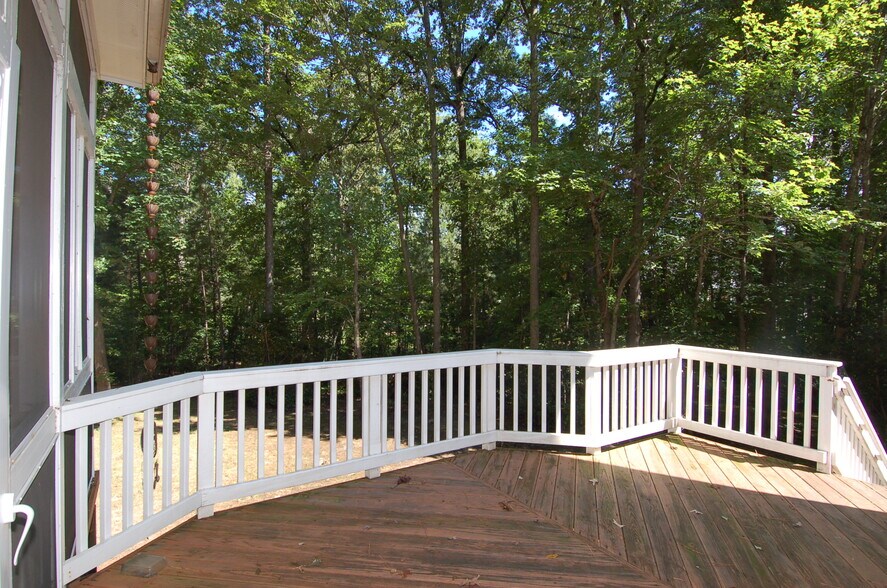 Deck - 103 Withwyndle Ct
