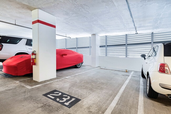 Building Photo - 1155 N Gulfstream Ave