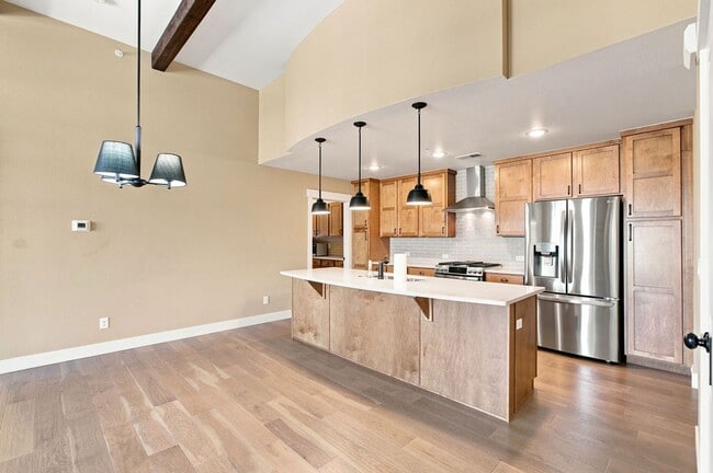 Building Photo - 4622 Hahns Peak Dr