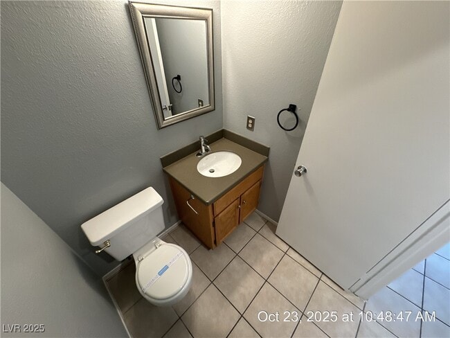 Building Photo - 2538 Wolverton Ave