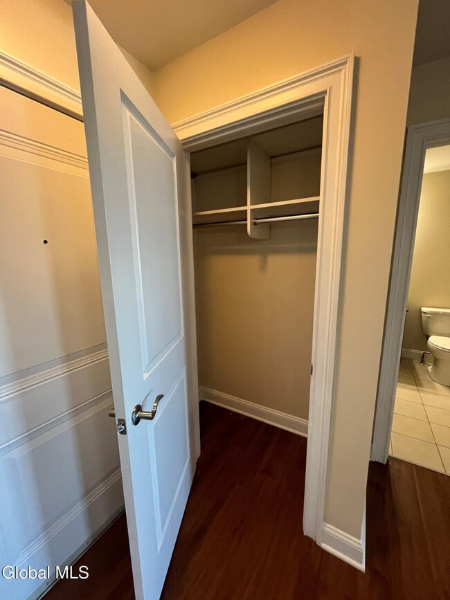 Building Photo - 74 Weibel Ave