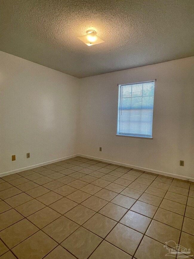 Building Photo - 6453 Maddox Rd