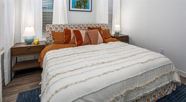 Building Photo - 2205 N Bonnie Brae St