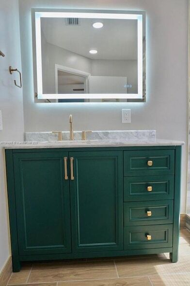 Building Photo - 4623 NW 97th Ct