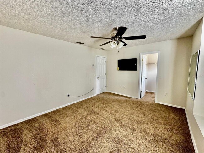 Building Photo - 638 Muskrat Dr