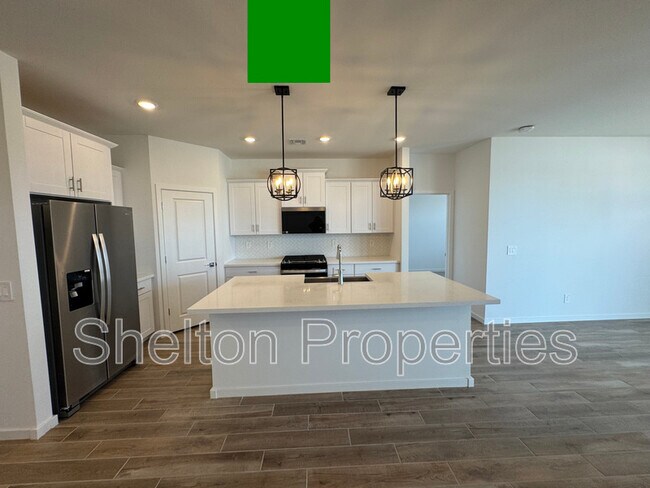 Building Photo - 15928 W Gray Fox Trl