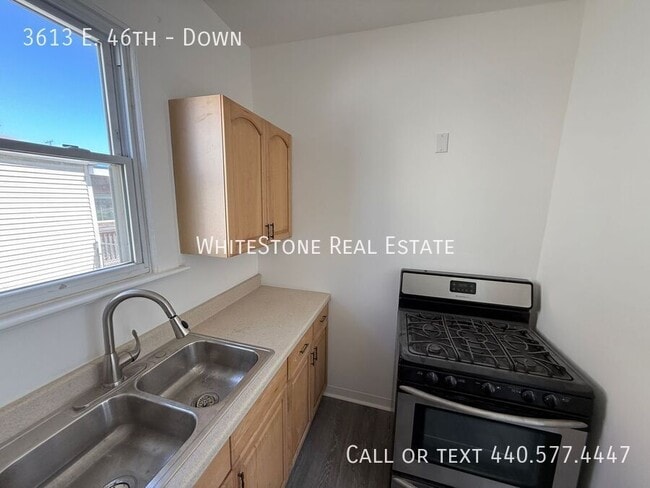 Building Photo - 3613 E. 46th-Down