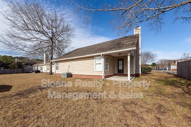 Building Photo - 7856 High Maple Cir