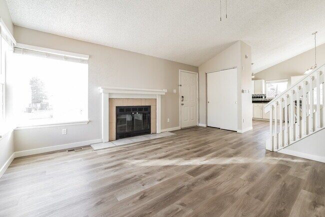 Building Photo - 12155 Elm Way