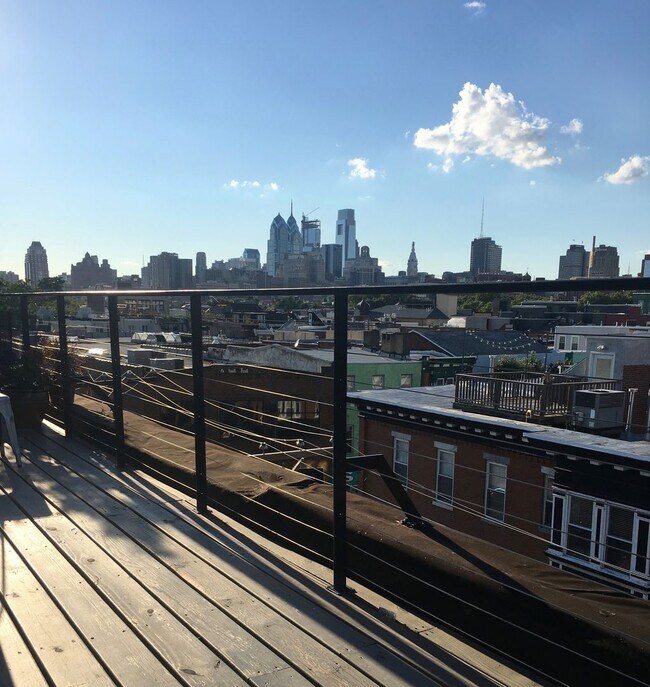 Building Photo - Incredible penthouse available!  Available...