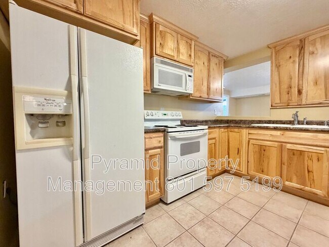 Building Photo - 4772 W 9070 S
