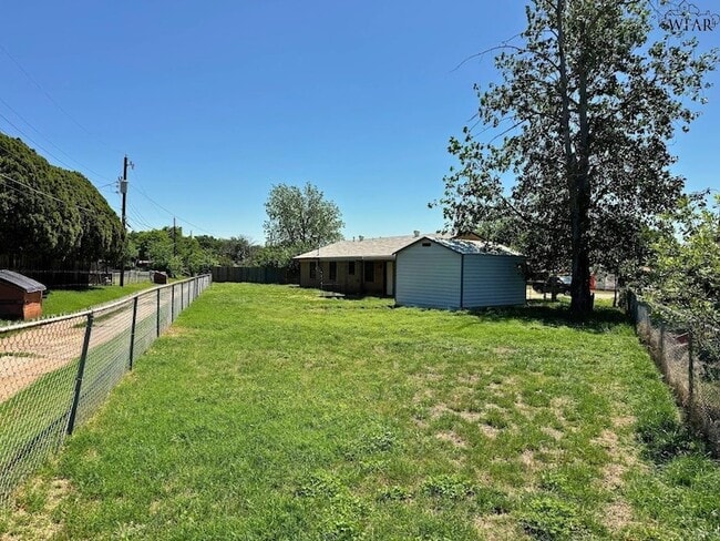 Building Photo - 4610 N Eden Hills Cir