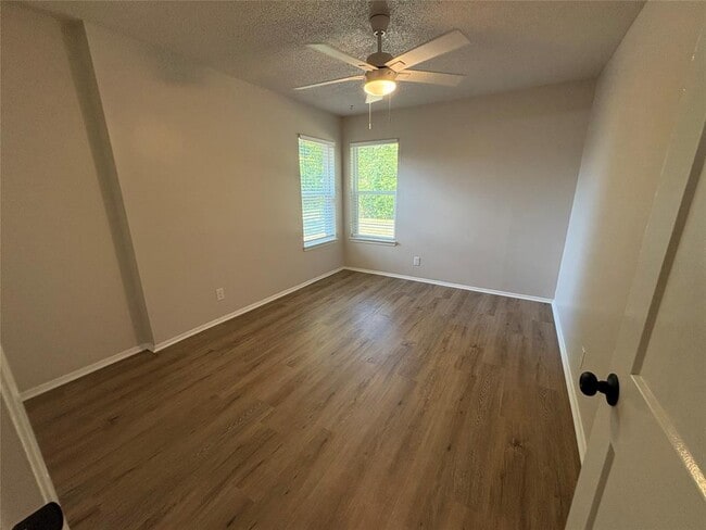Building Photo - 15304 Tacon Ln