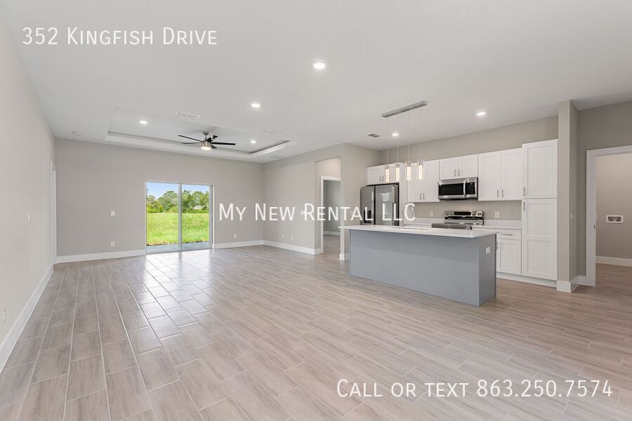 Building Photo - 352 Kingfish Dr