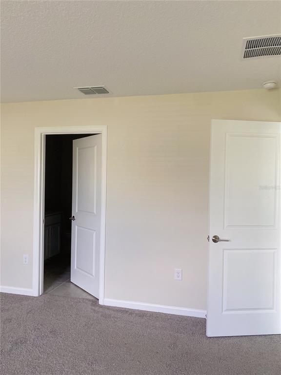 Building Photo - 2062 Live Oak Ridge Rd