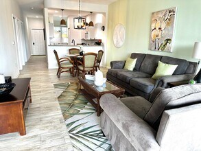 Building Photo - Luxury Fully-Furnished Villa with Golf Access | Annual Rental In Greenlinks at Lely