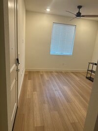 Building Photo - 5545 Oberon Ave