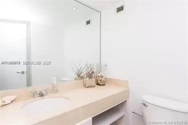 Building Photo - 6770 Indian Creek Dr