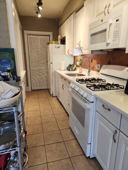 Building Photo - 2103 37th St NW