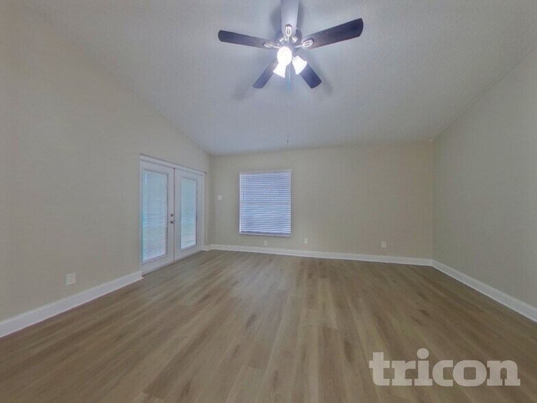 Building Photo - 13613 Fawn Ridge Blvd
