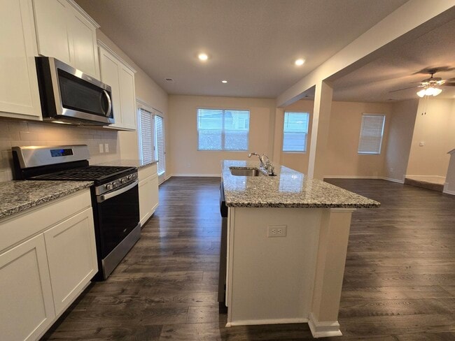 Building Photo - 4053 Crimson Pass