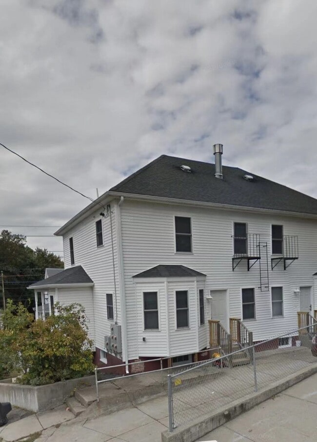 117 Waterman Ave 117 Waterman Ave North Providence RI 02911