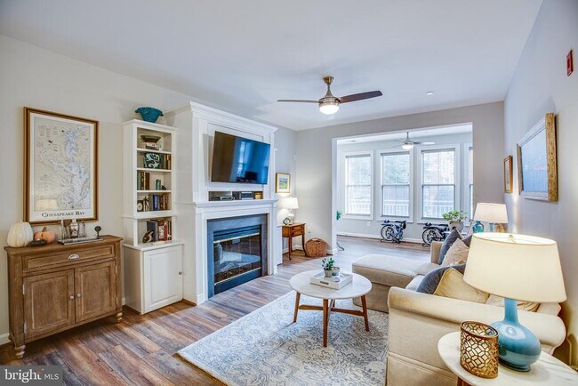 Building Photo - 500 Belmont Bay Dr