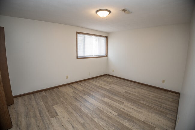 Building Photo - 2610 Schott Rd