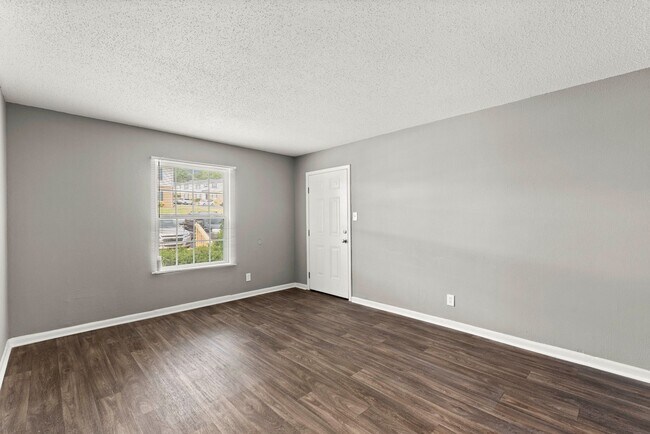 Building Photo - 2 Bedroom Availability