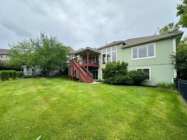 Building Photo - {9003} Wilshire Farms Reverse 1.5 Story Ho...