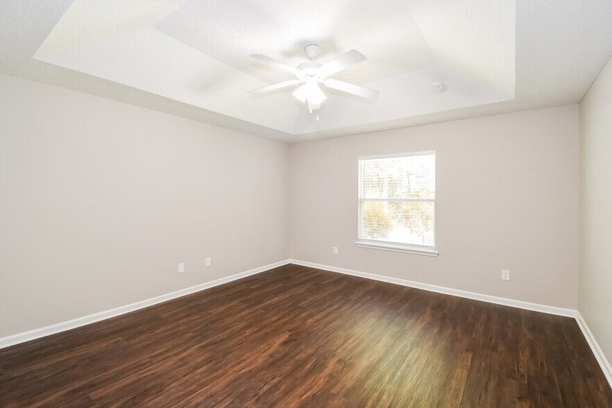 Building Photo - 2778 Ravine Hill Dr