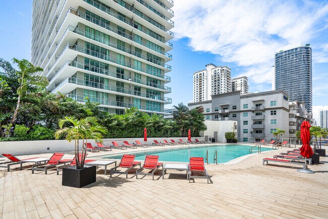 Building Photo - 1100 S Miami Ave