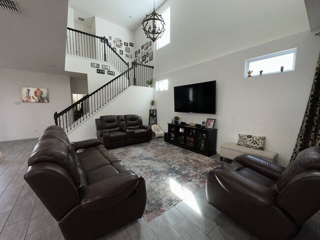 Building Photo - 7114 Brown Pelican Ct