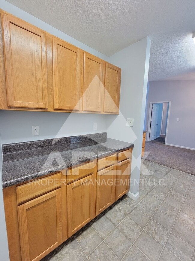 Building Photo - WEST KNOXVILLE!! - Beautiful 2 Bd 2-Ba Single Family home in the Village at Bearden!