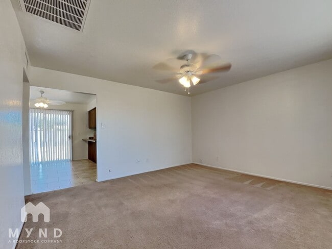 Building Photo - 2121 W Morrow Dr