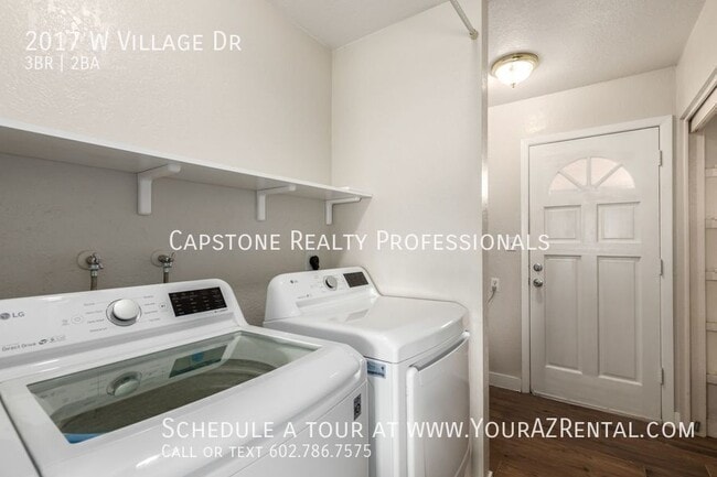 Building Photo - 2017 W Village Dr