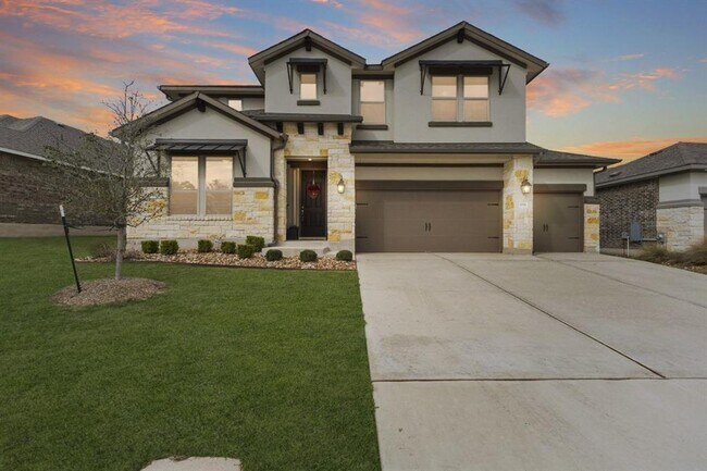 Primary Photo - 104 Scenic Hills Cir