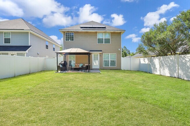 Building Photo - 203 Grandview Dr