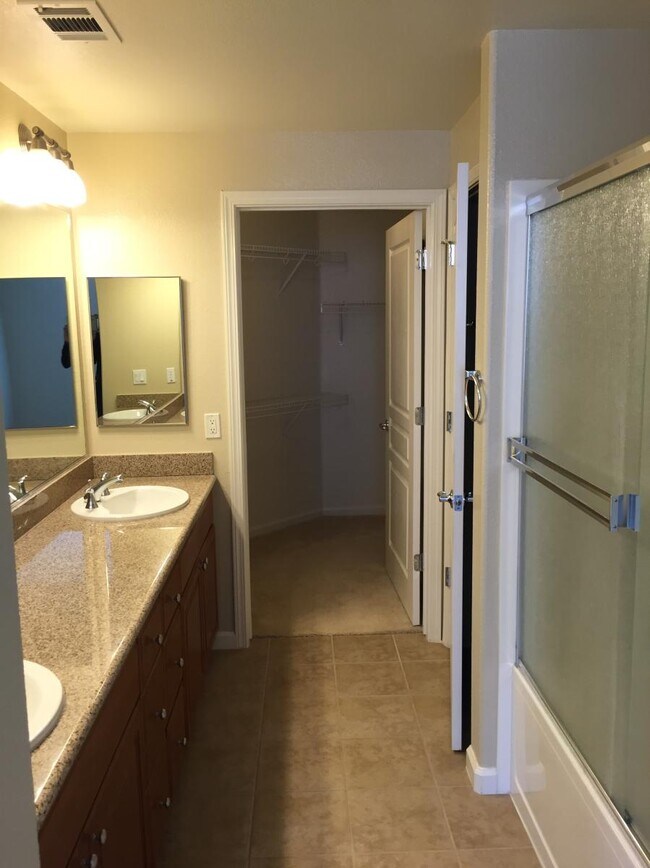 Building Photo - 1883 Agnew Rd