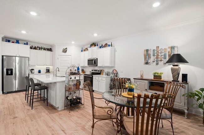 Building Photo - 157 JRS Wy