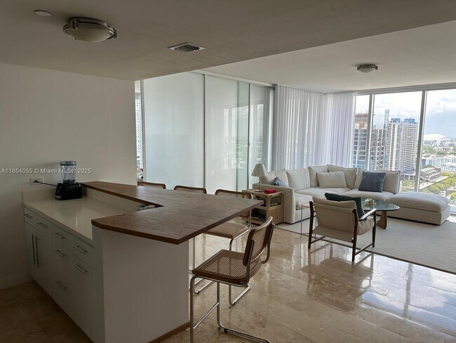 Building Photo - 1040 Biscayne Blvd