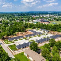 Building Photo - 620 S Oakland Ave