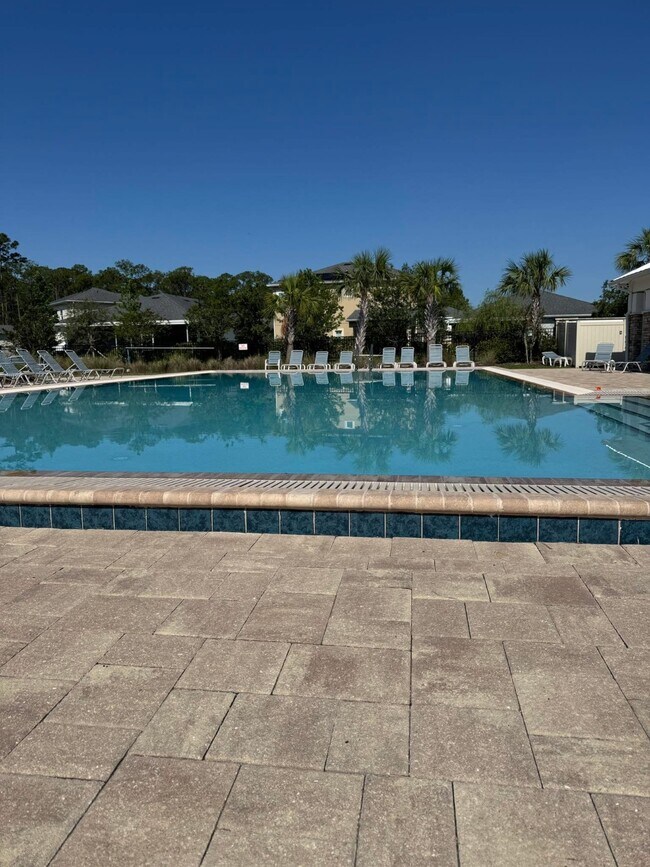 Building Photo - 5435 Estero Loop