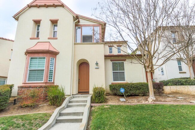 Building Photo - 3323 Bastille Ct
