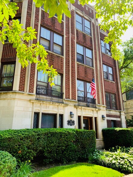 Building Photo - 1112 Grove St