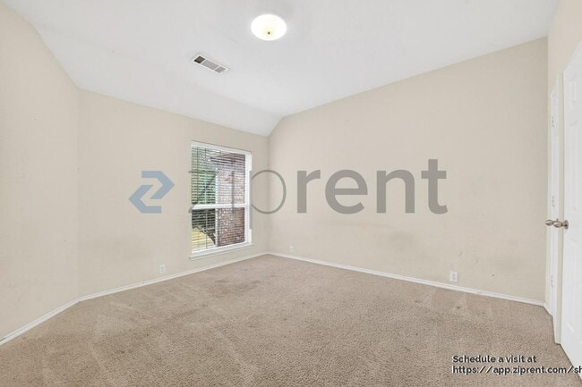 Building Photo - 11272 Chaucer Dr