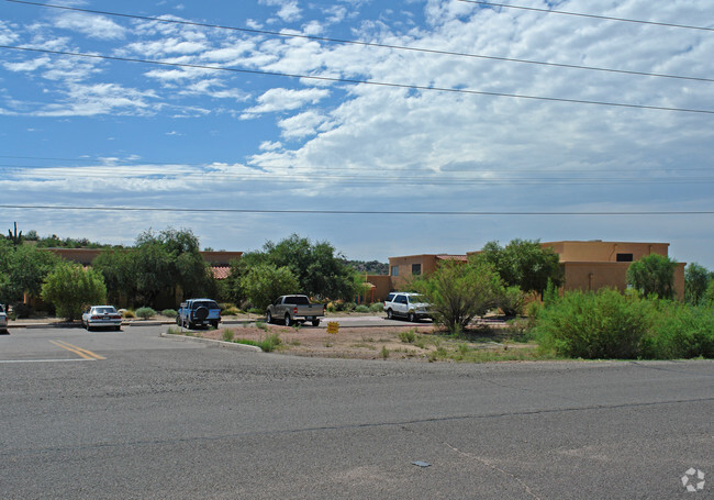 Building Photo - Mammoth Apartments