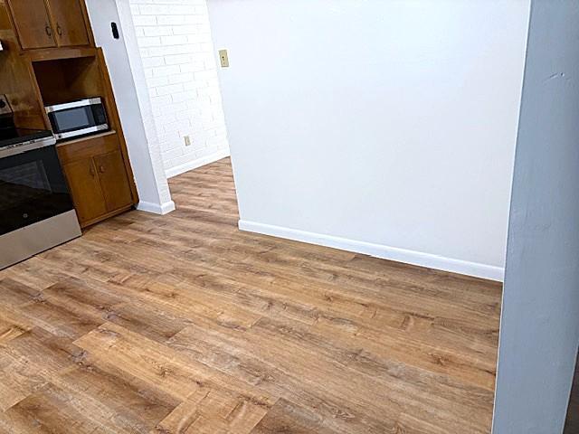 Building Photo - 11429 N 83rd Ave