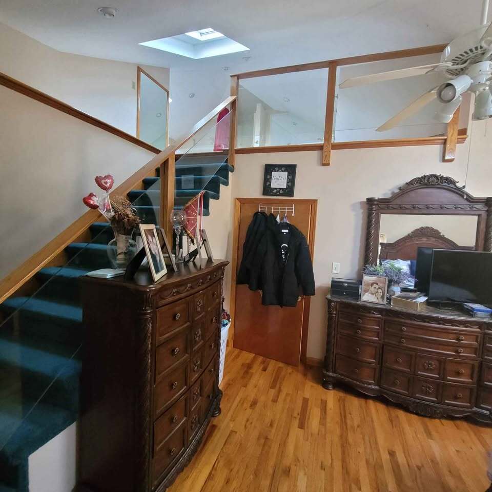 Building Photo - 388 Bradford Ave