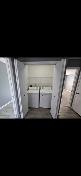 Building Photo - 3401 Wyndham Way